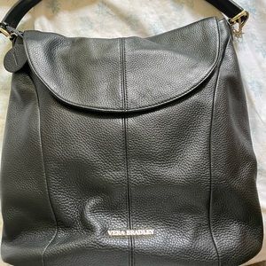 Vera Bradley genuine leather hobo bag in great condition. Only used twice.
